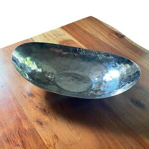 Mary Jurek Large Bowl MJ Hammered Oval Metal Fruit Salad Modern Serving Piece
